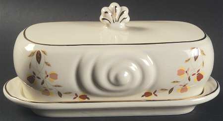 Autumn Leaf Nautilus 1/4 Lb Covered Butter