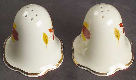 Autumn Leaf Ruffled D Salt and Pepper Set