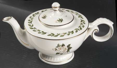 Cameo Rose Teapot & Lid