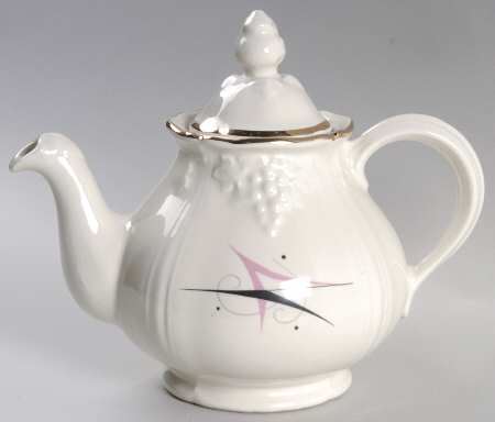 Harlequin 5 Cup Thorley Grape Teapot & Lid