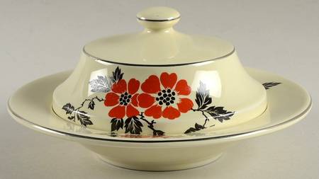 Red Poppy (Platinum Ring) Round Covered Butter