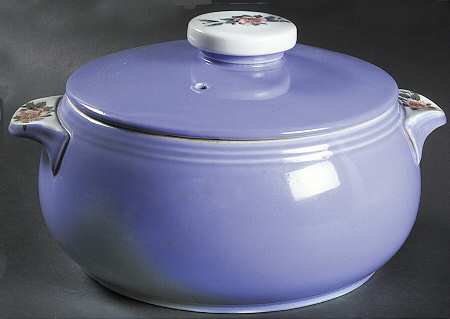 Rose Parade 2.5 Qt Round Covered Casserole