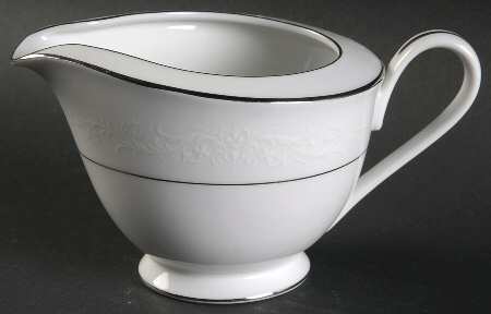 Florentine Creamer by Hampton (Japan)