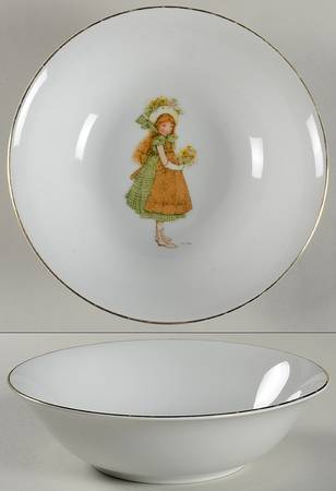 Green Girl 9" Round Vegetable Bowl