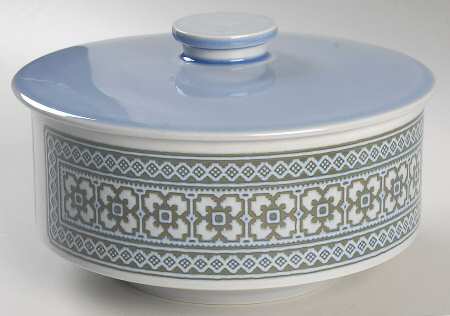 Tapestry Round Covered Vegetable