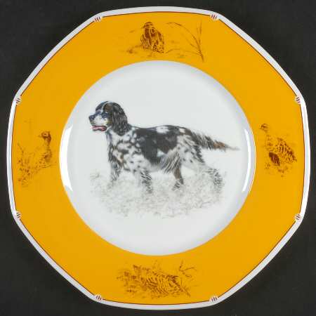 Chasse Yellow Dinner Plate