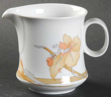 Alcazar Creamer