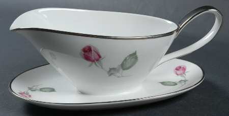 American Beauty (Platinum Trim, Sissi) Gravy Boat with Attached Underplate