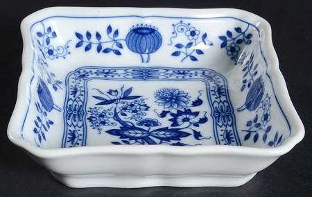 Blue Onion Nut Dish