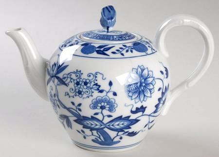 Blue Onion Mini Teapot & Lid