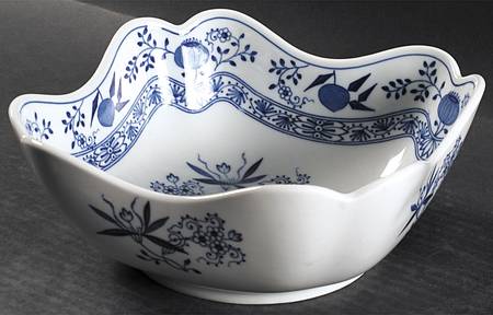 Blue Onion 8" Square Vegetable Bowl