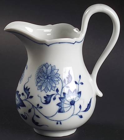 Blue Onion Creamer