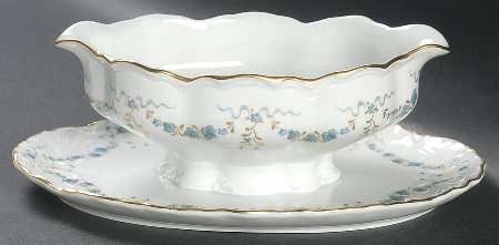 Fontainebleau Gravy Boat with Attached Underplate