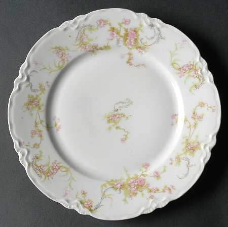 HUT23 Salad Plate