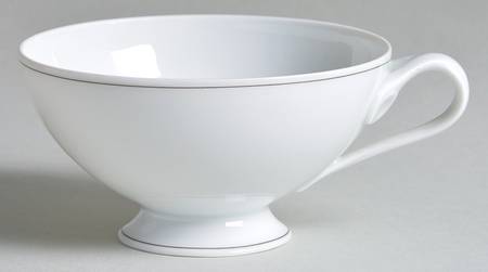 Jeunesse Footed Cup