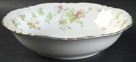Maple Leaf (Scalloped) 8" Round Vegetable Bowl