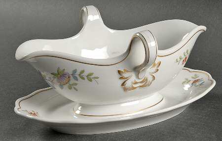 Mandalay Gravy Boat with Attached Underplate