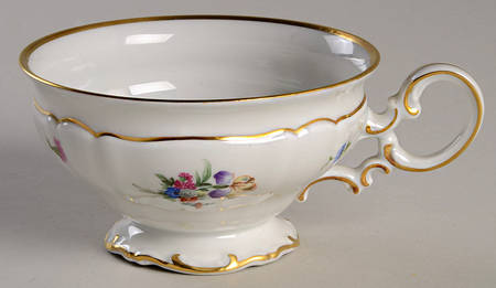 Mayfair (White, 7619) Footed Cup