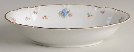 Mayfair (White, 7619) 10" Oval Vegetable Bowl