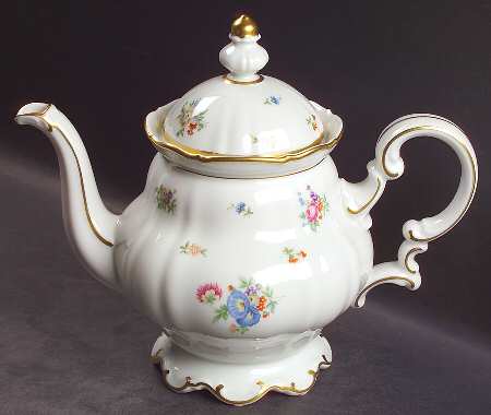 Mayfair (White, 7619) Teapot & Lid