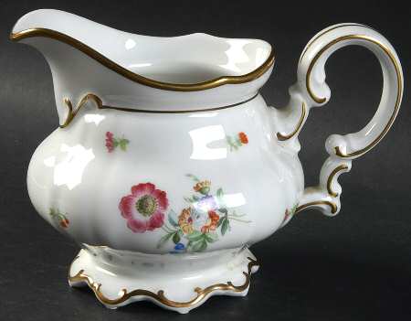 Mayfair (White, 7619) Creamer