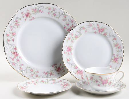 Richelieu 40 Piece Set