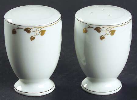 St. Honore Salt & Pepper Set