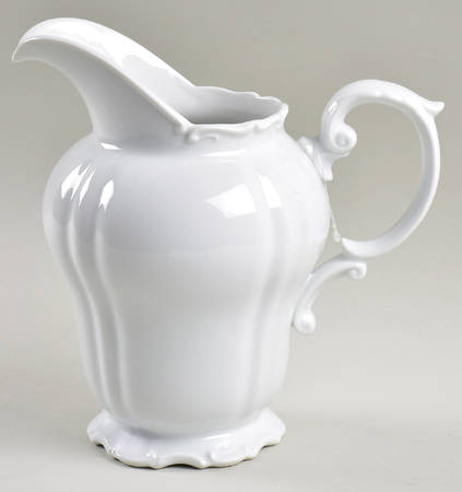 Sylvia (All White, No Trim) 48 Oz Pitcher