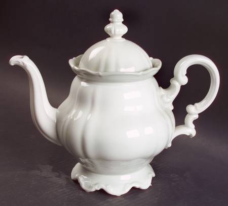 Sylvia (All White, No Trim) Teapot & Lid