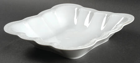 Viktoria 9" Square Vegetable Bowl