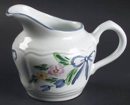 Bow Creamer