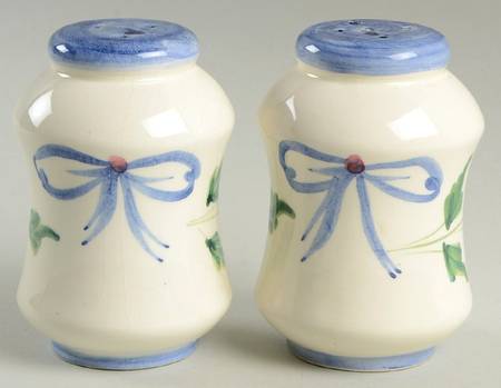 Bow Salt & Pepper Set