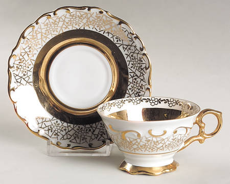 HDR2 Footed Demitasse Cup & Saucer Set