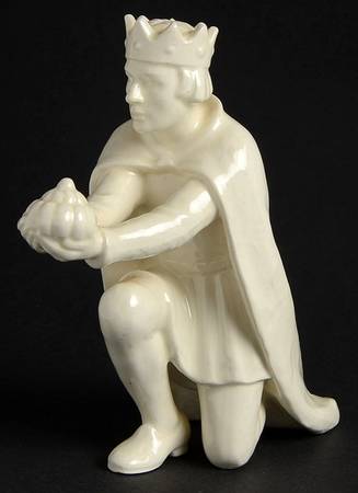 Nativity All White Figures Tm3-King Kneeling On One Knee - Boxed