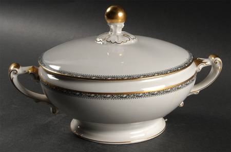 HC508 Round Covered Vegetable