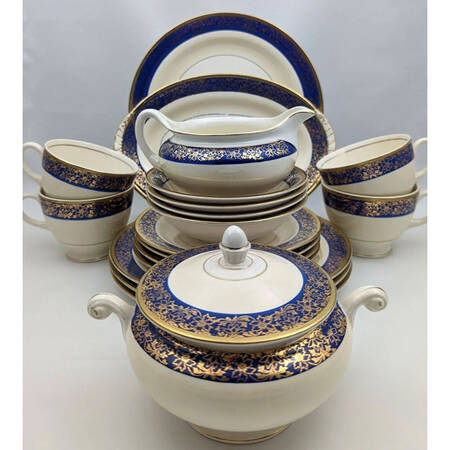 N1649 Sugar Bowl & Lid by Homer Laughlin 