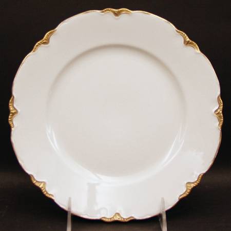R4906 Luncheon Plate