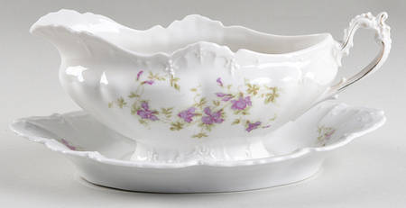9222 Gravy Boat & Underplate
