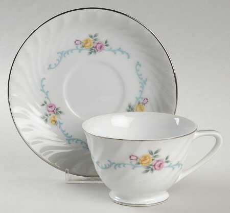 St. Regis Footed Cup & Saucer Set