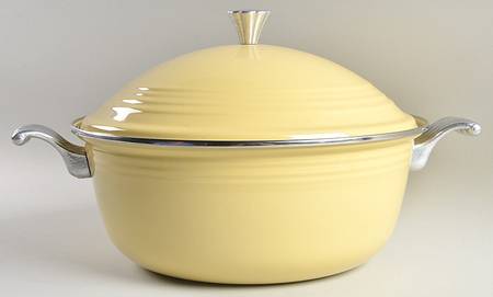 Fiesta Yellow (Intro 1987) Metal Dutch Oven with Lid