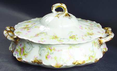Schleiger 57A-1 Round Covered Vegetable by Haviland