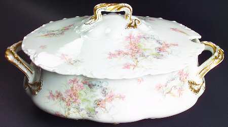 Schleiger 482b Tureen &  Lid