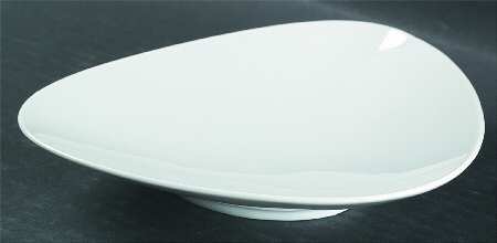 Diadem White 8" Triangular Tray