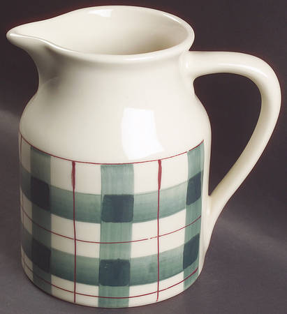 Buffalo Check 64 Oz Pitcher