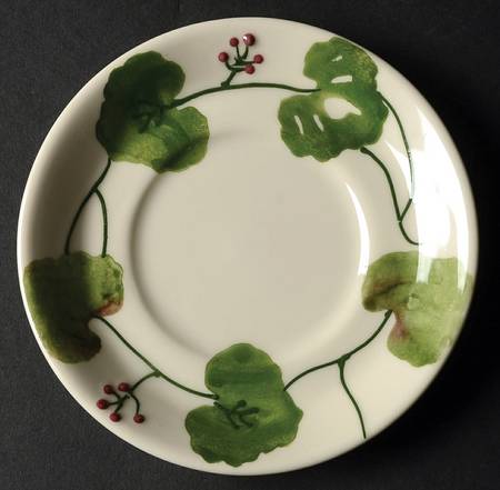 Geranium Saucer