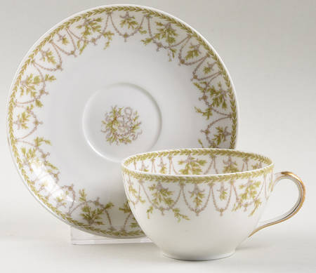 Flat Cup & Saucer Set
