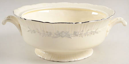Platinum Wreath Round Vegetable No Lid