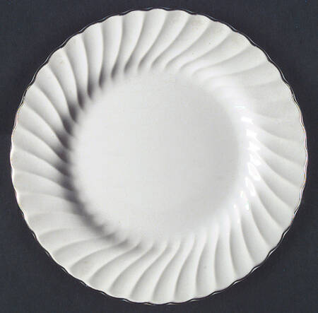 Silver Swirl by Homer Laughlin 
