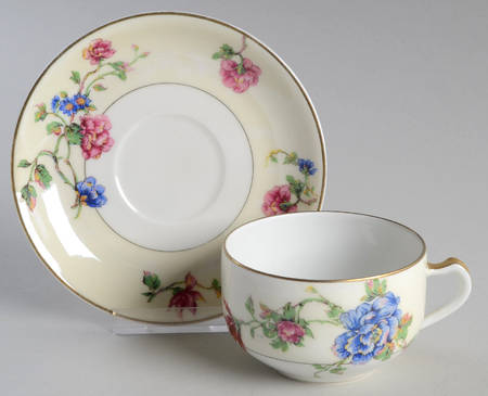Schleiger 468-1 Flat Cup & Saucer Set