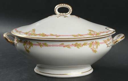 Schleiger 275-1 Tureen &  Lid